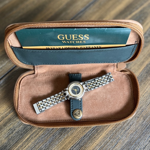 Women's GUESS Vintage early 1990’s Two Tone Quartz Watch Analog Black Face - Picture 5 of 7